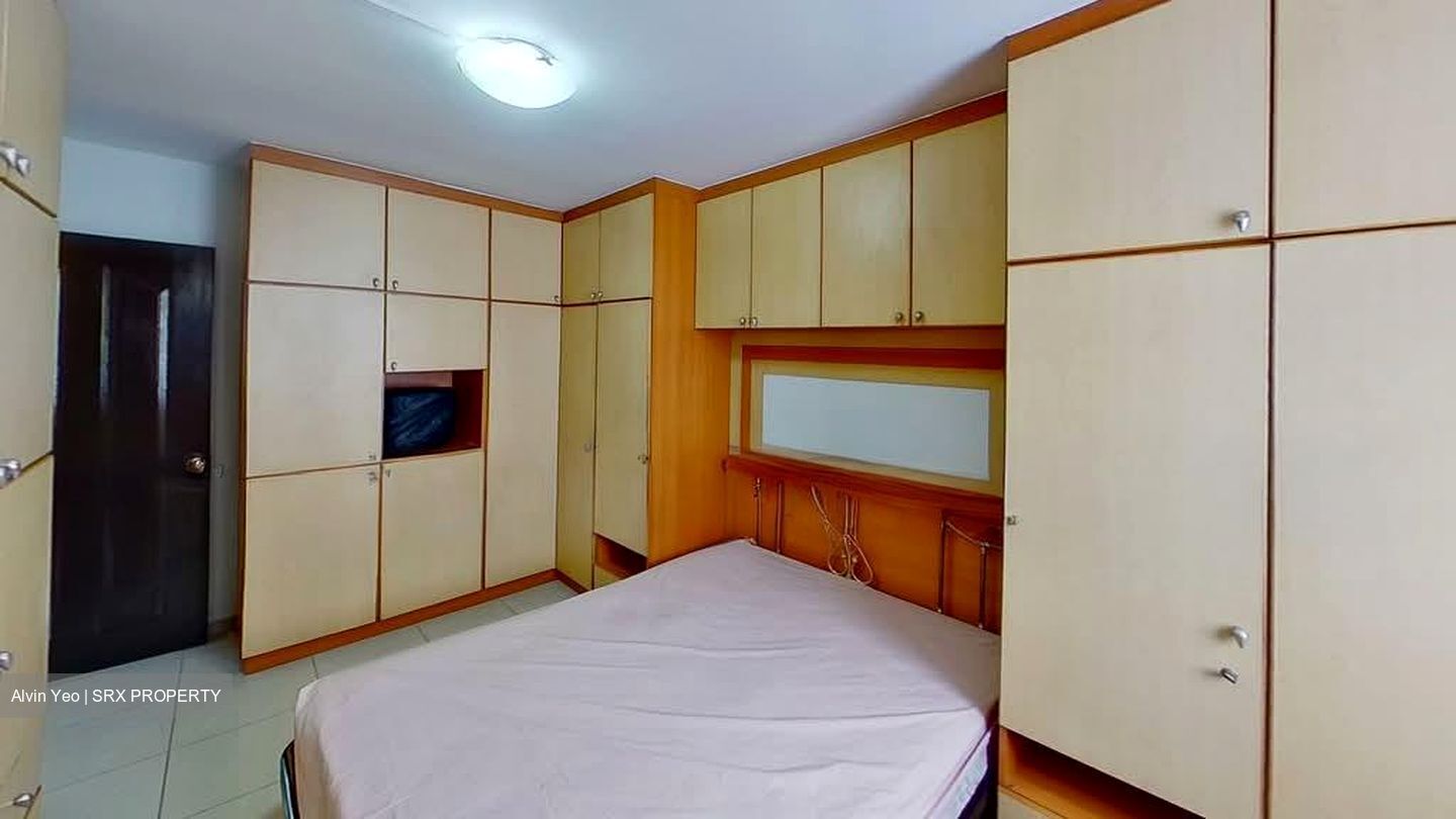 Blk 97 Crescent View (Queenstown), HDB 3 Rooms #558741001